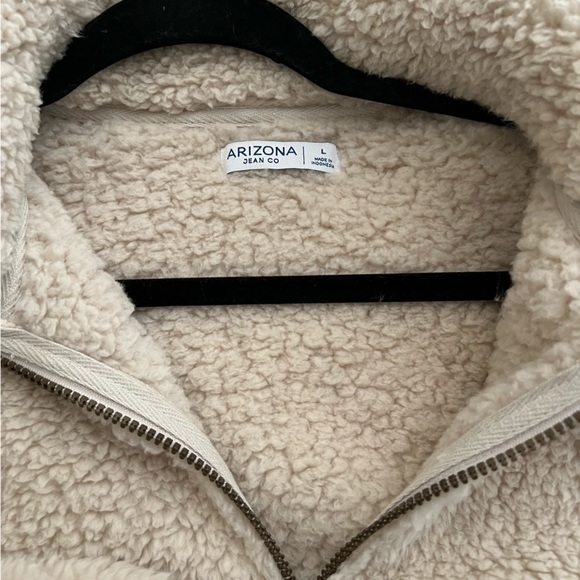 Arizona Cropped Sherpa Sweater - Picture 2 of 4